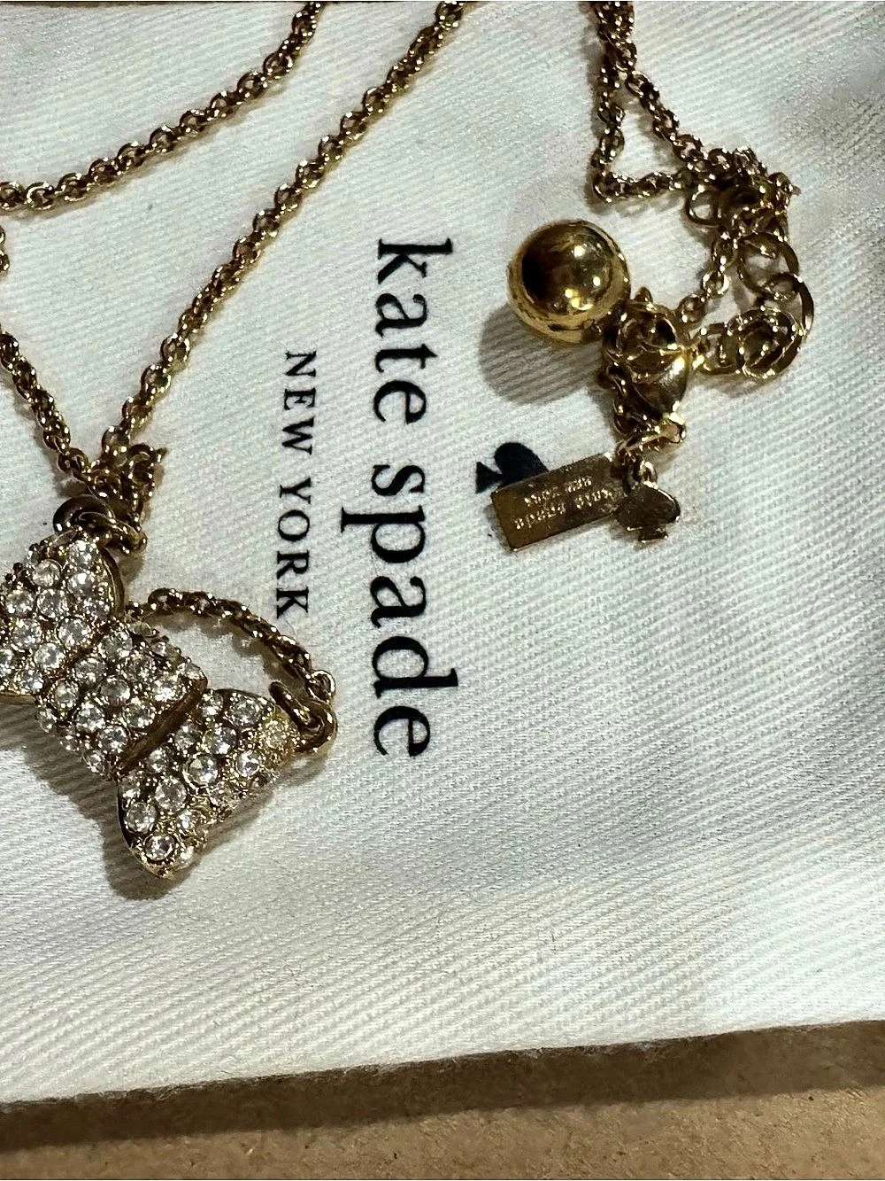 kate spade new york Ready Set Bow Pave Pendant Necklace Gold Like New